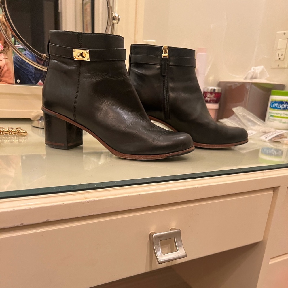 Fendi black boots
